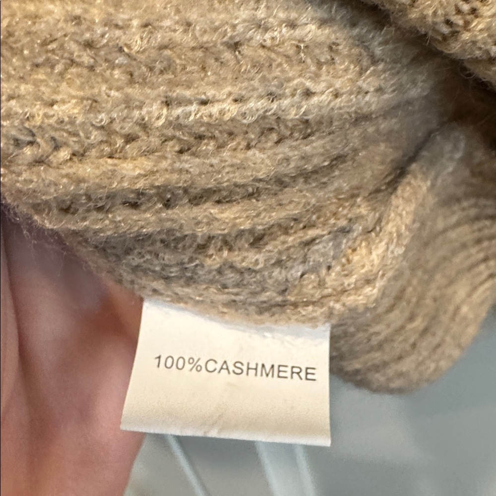 S. Christina Cashmere Sweater - Picture 6 of 6